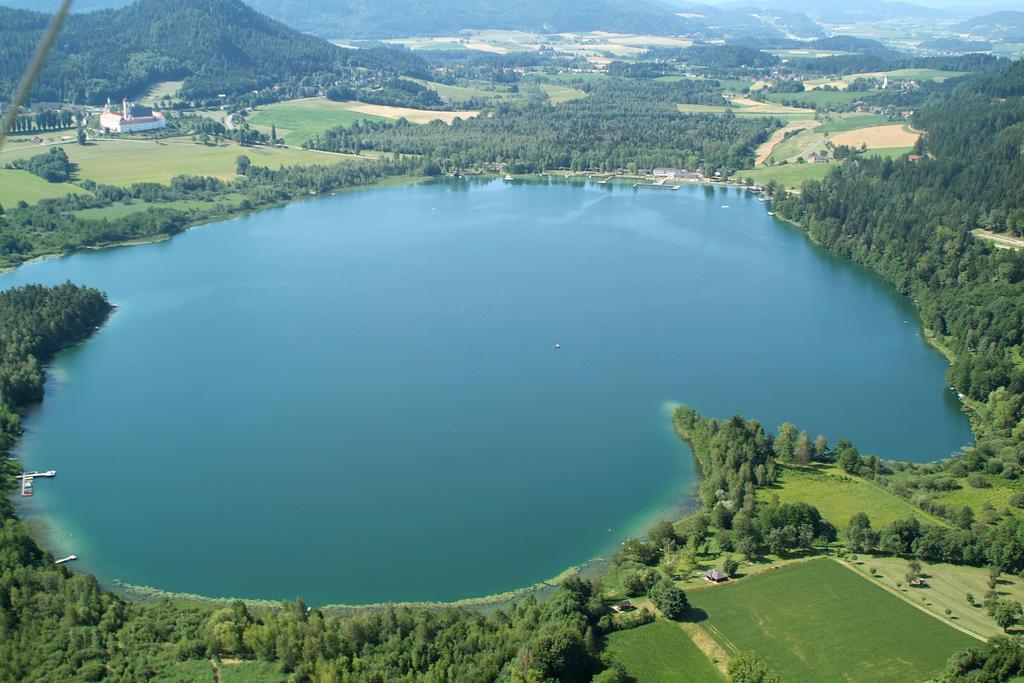 Stift St. Georgen Am Laengsee Sankt Georgen am Langsee Exterior photo
